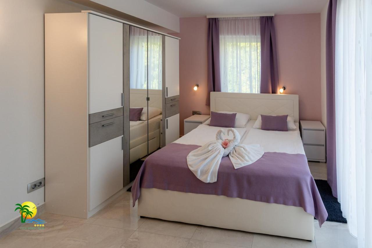 Villa Green Palm Vrsar Exterior foto